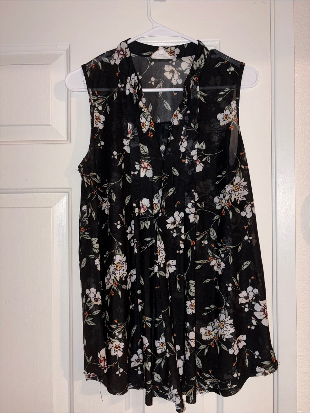 Simply Lilly Black Floral Sleeveless V-Neck Women's Shirt